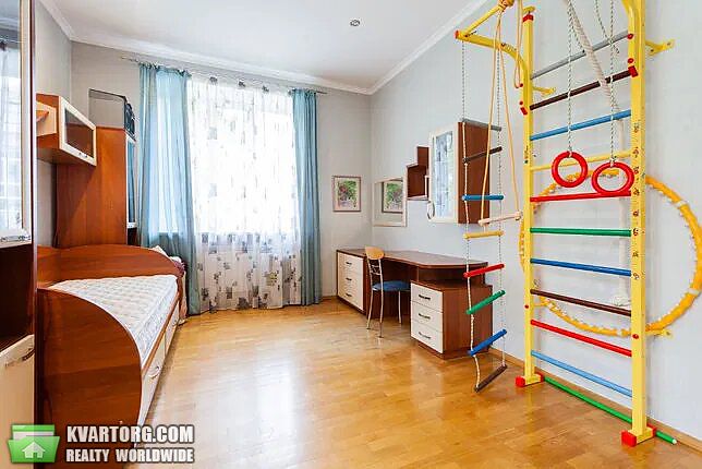 Rent out 3-room apartment. Киев,  Витрука — photo 4