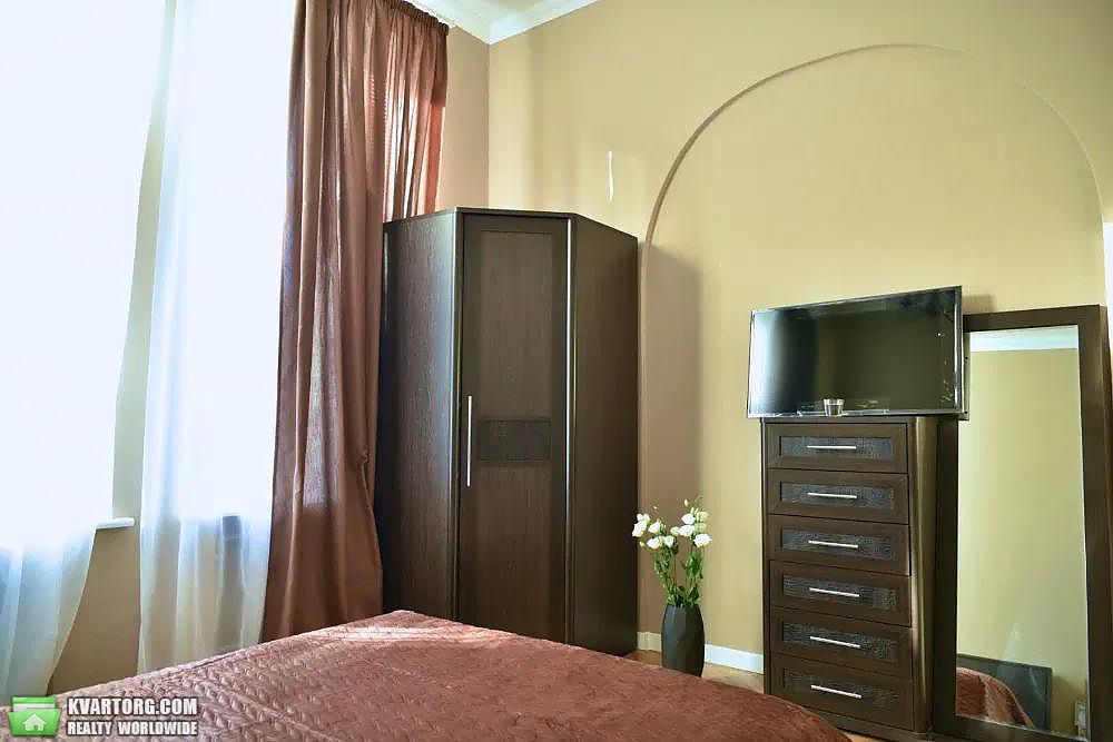 Rent out 4-room apartment. Киев,  Костельная — photo 5