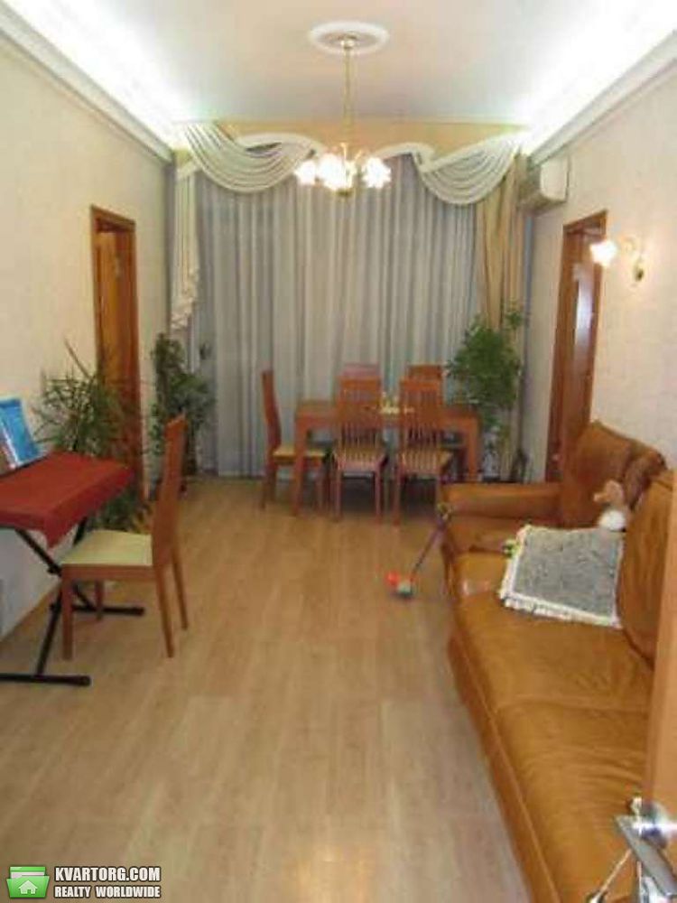 Sell 4-room apartment. Одесса, Разумовская — photo 1