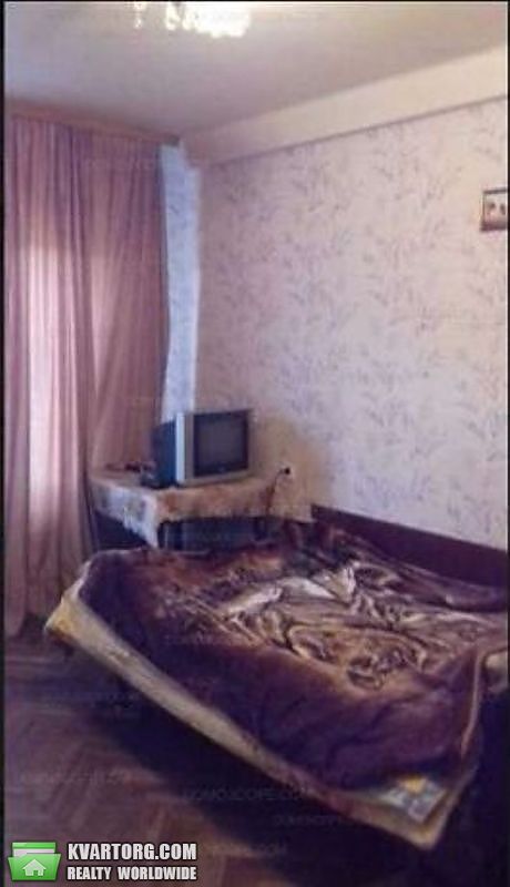 Sell 2-room apartment. Киев,  Серова — photo 1