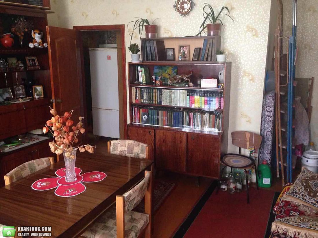Sell 3-room apartment. Днепропетровск, Привокзальная — photo 1