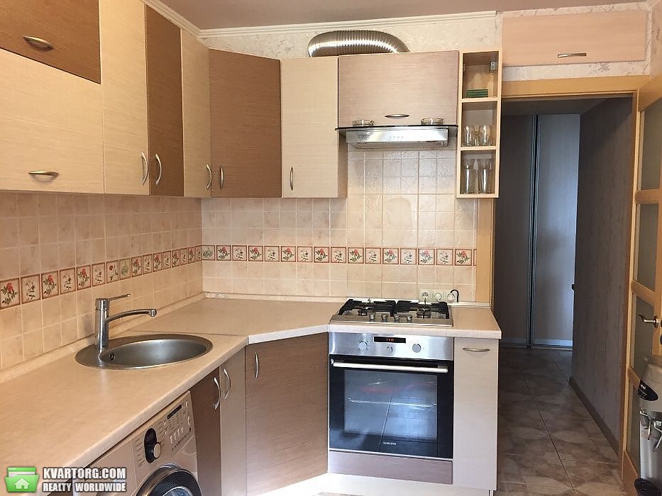 Sell 1-room apartment. Киев,  Каштановая — photo 1