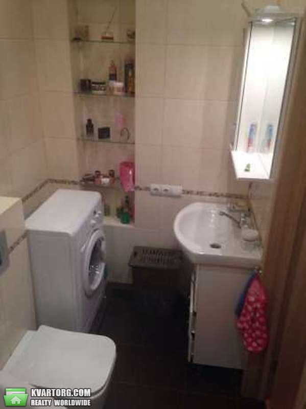 Sell 1-room apartment. Киев,  Уборевича — photo 2