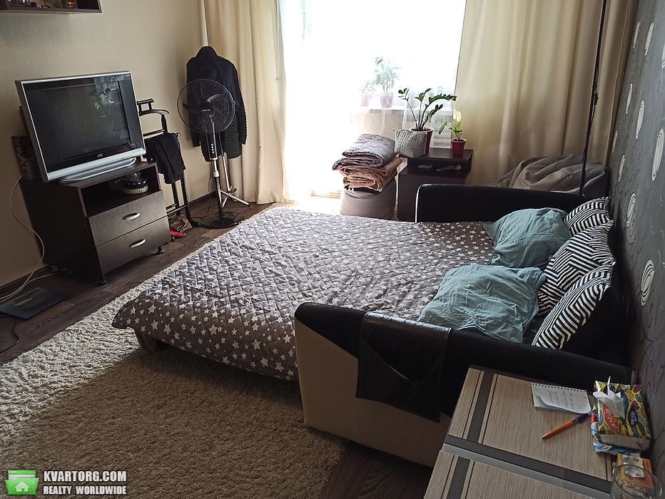 Sell 2-room apartment. Киев,  Героев Днепра — photo 2
