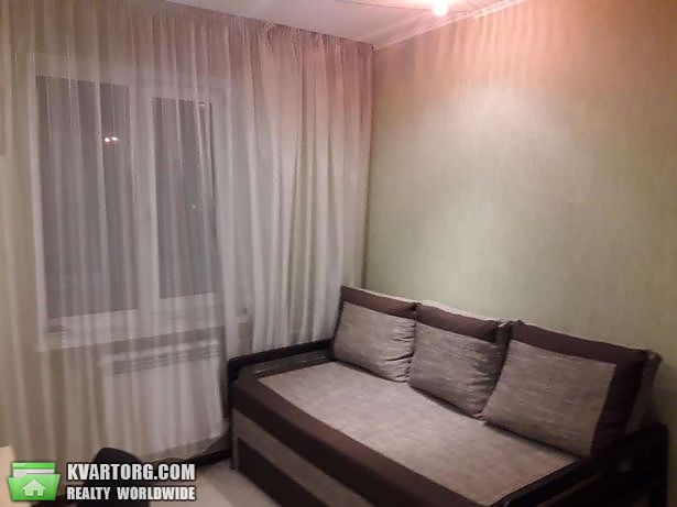 Rent out 2-room apartment. Киев,  Бажана — photo 5