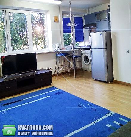 Rent out 1-room apartment. Киев,  Лабораторный пер — photo 1