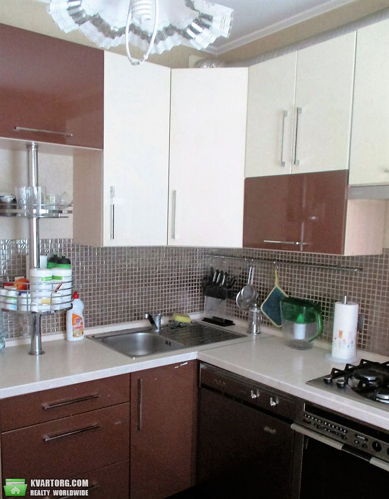 Rent out 3-room apartment. Днепропетровск, Красный камень — photo 4
