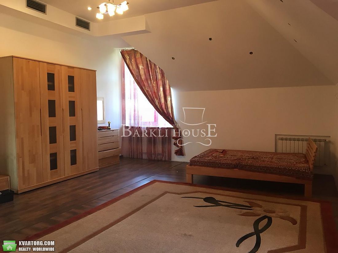 Rent out house. Киев,  Богатырская — photo 8
