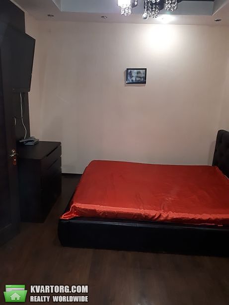 Rent out 2-room apartment. Киев,  Ушинского — photo 9