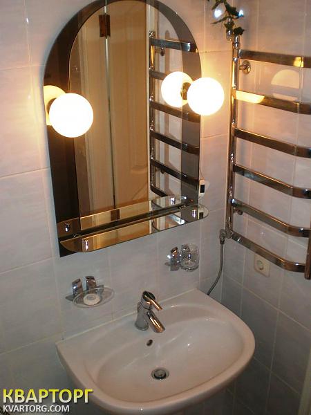 Rent out 3-room apartment. Киев,  Зверинецкая — photo 9