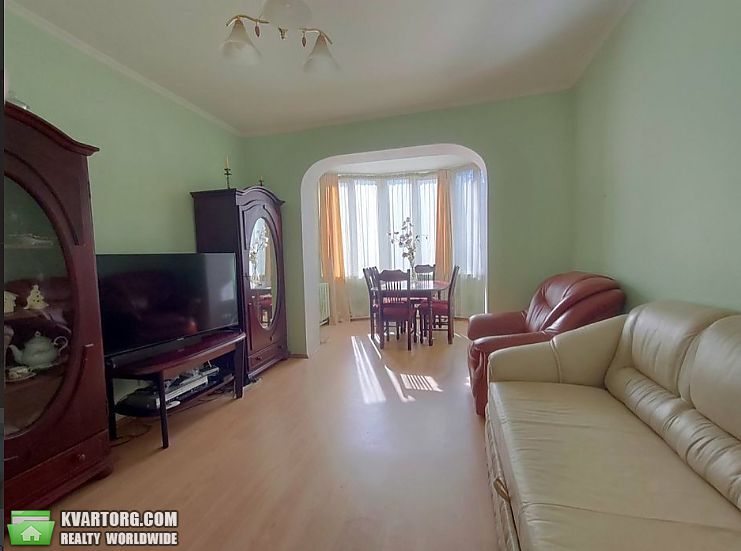 Rent out 3-room apartment. Киев,  Зоологическая — photo 2