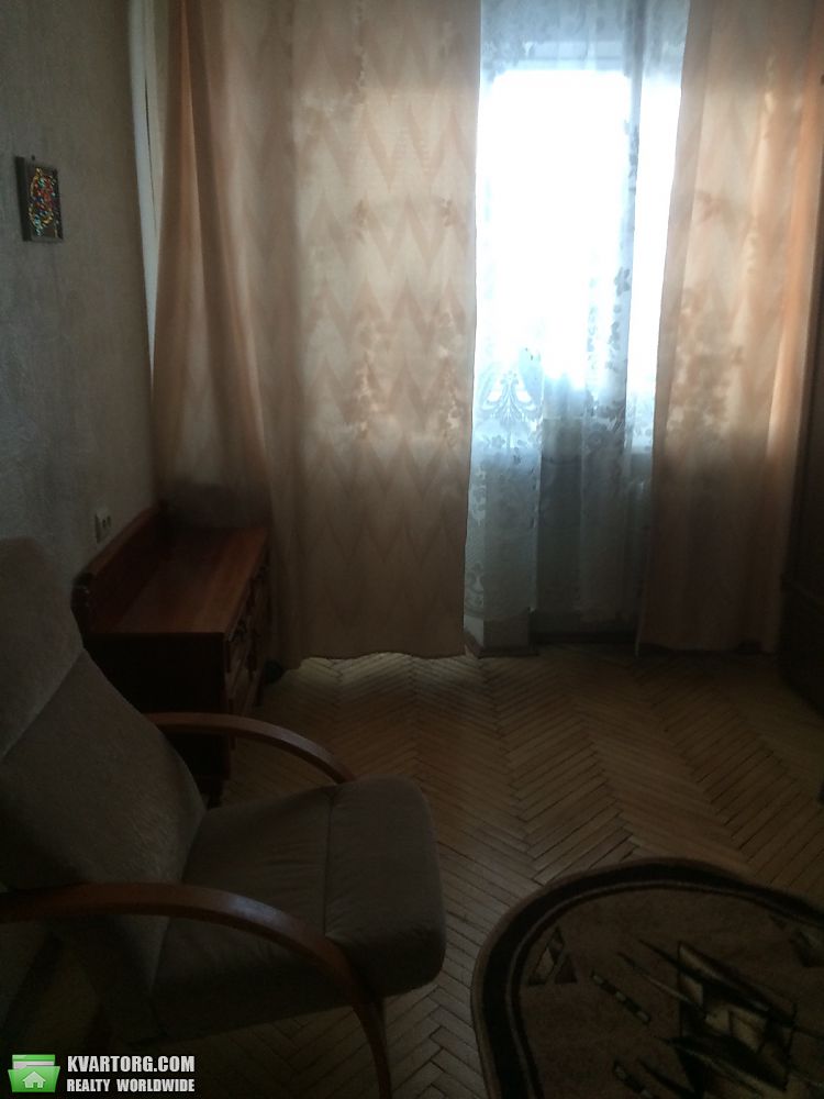 Rent out 2-room apartment. Киев, Русановская набережная — photo 3
