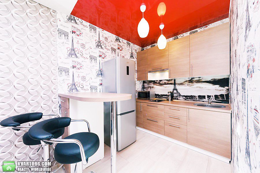 Rent out 2-room apartment. Киев, Регенераторная — photo 3