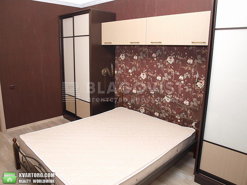 Rent out 2-room apartment. Киев, Петрицького А — photo 1