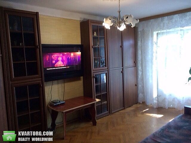 Sell 3-room apartment. Киев,  Березняковская — photo 1