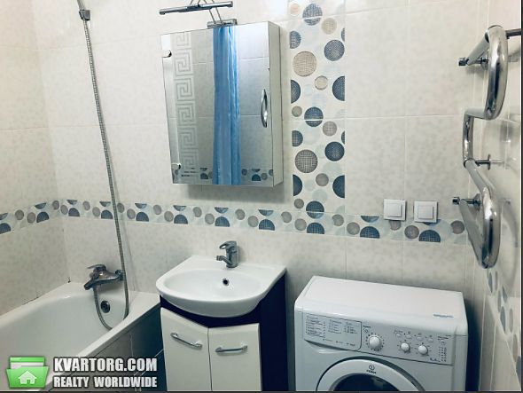 Rent out 1-room apartment. Киев, Градинская — photo 1
