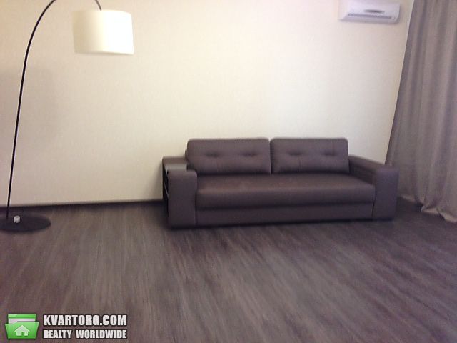 Rent out 2-room apartment. Киев,  Туманяна — photo 5