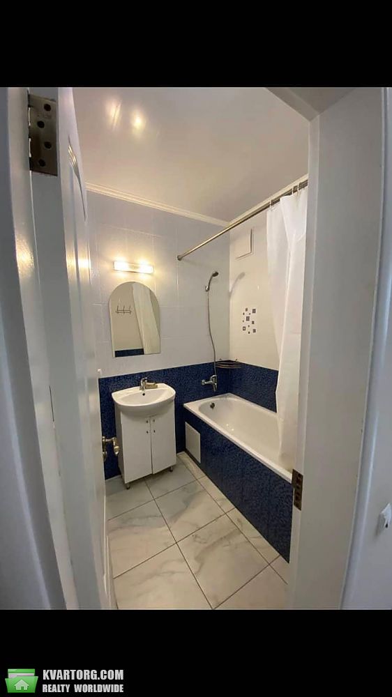 Rent out 1-room apartment. Киев, Боголюбова — photo 2