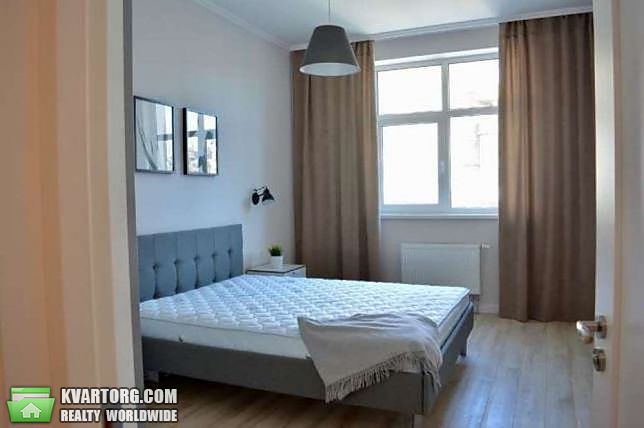 Rent out 2-room apartment. Киев, Анри Барбюса ул. — photo 1