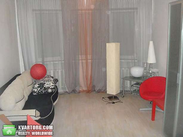 Rent out 3-room apartment. Киев,  Саперно-Слободская — photo 9