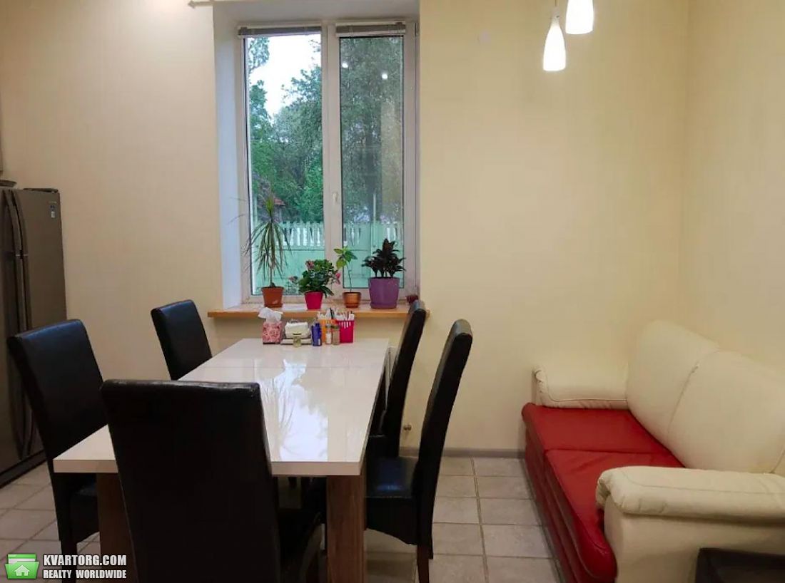 Rent out house. Киев,  Черняховского — photo 10