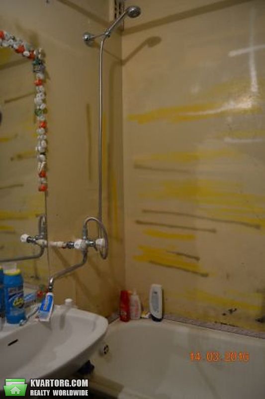 Sell 1-room apartment. Киев,  Автозаводская — photo 2