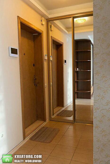 Rent out 1-room apartment. Киев,  Соломенская — photo 5
