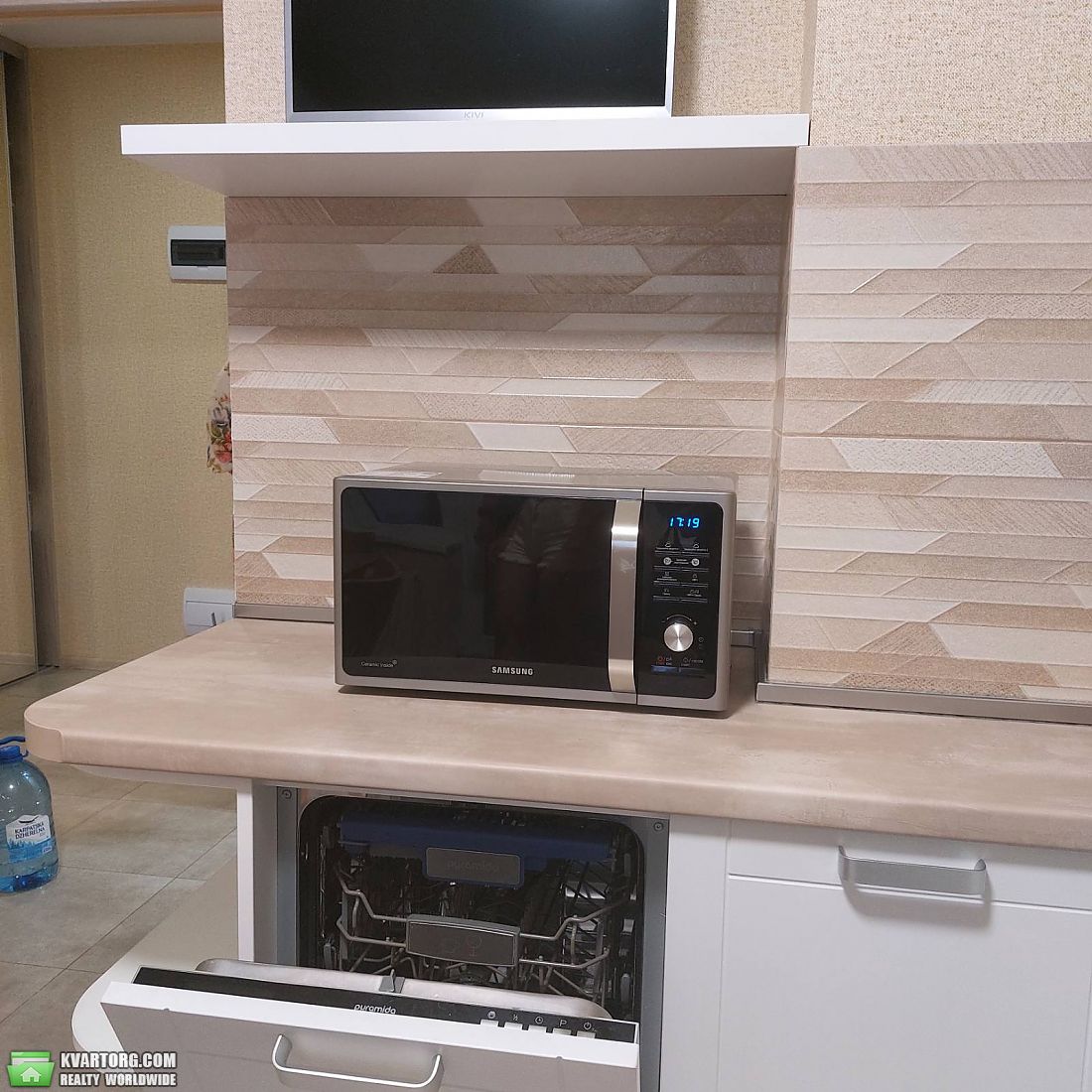 Rent out 2-room apartment. Киев, Вацлава Гавела — photo 9