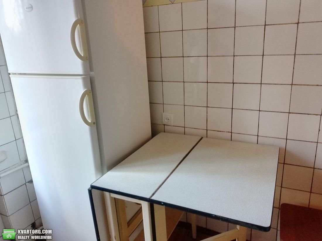 Rent out 2-room apartment. Днепропетровск,  Ушакова — photo 1