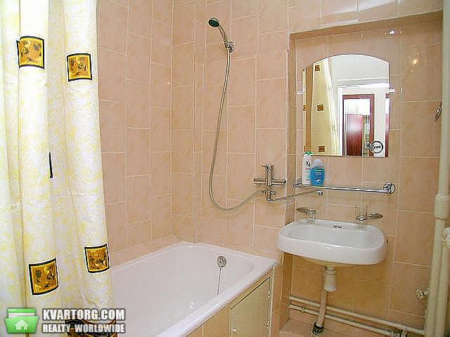 Rent out 1-room apartment. Днепропетровск, Героев Крут — photo 3