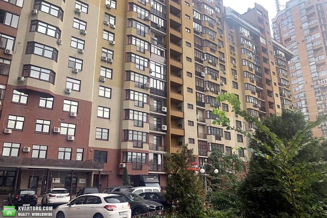 Rent out 3-room apartment. Киев, Евгения Коновальца — photo 3