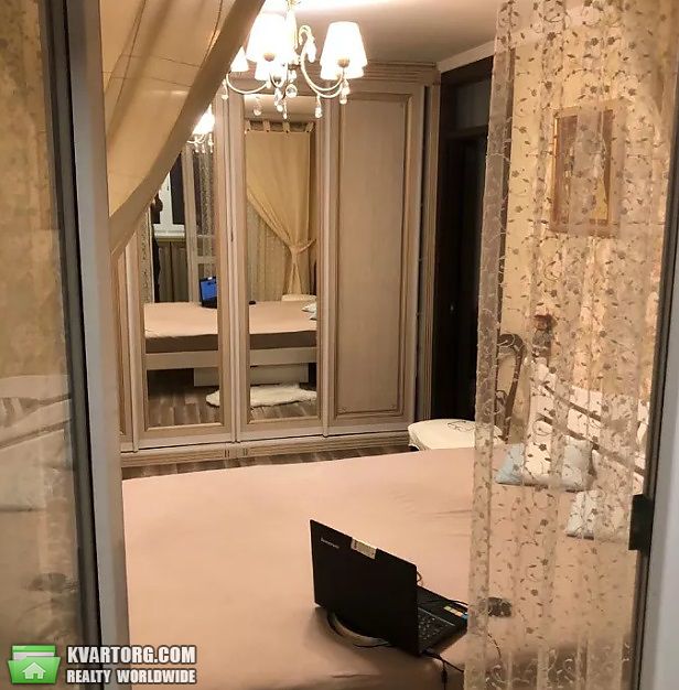 Sell 2-room apartment. Киев,  Большая Китаевская — photo 3