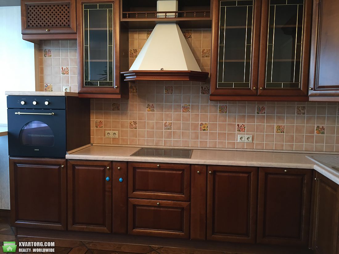Sell 3-room apartment. Киев,  Бажана — photo 1