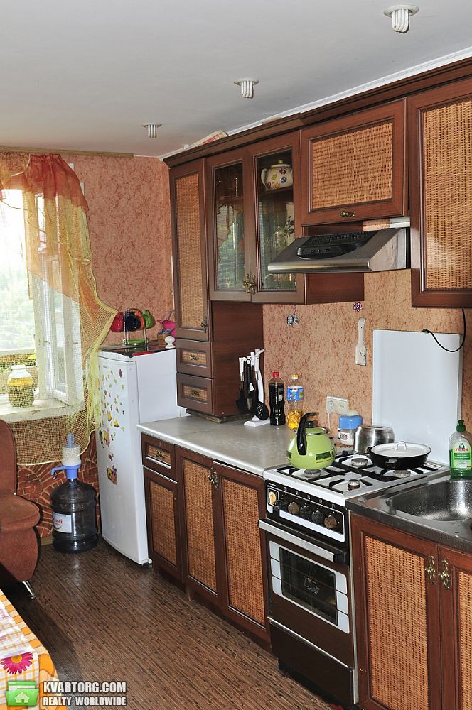 Sell 4-room apartment. Киев,  Захаровская — photo 2