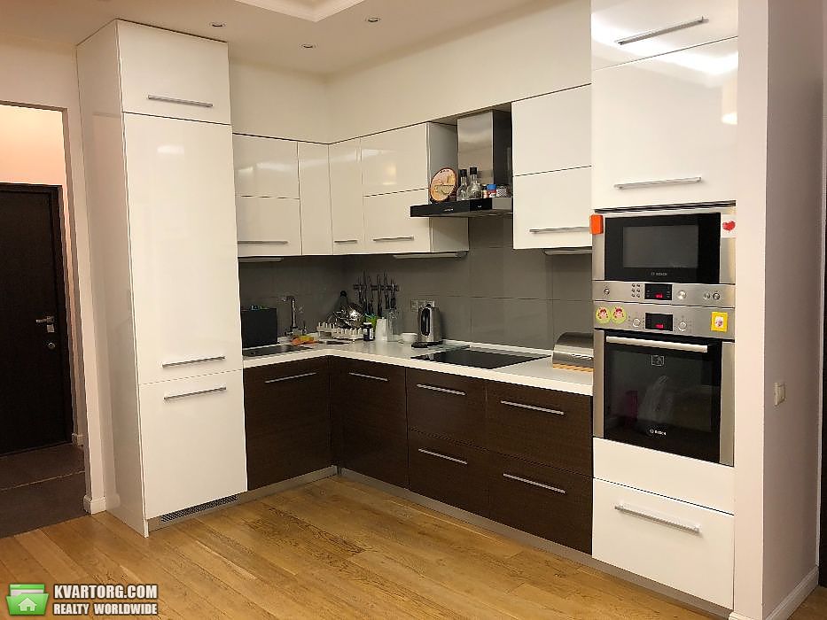 Sell 3-room apartment. Киев,  Жилянская — photo 1