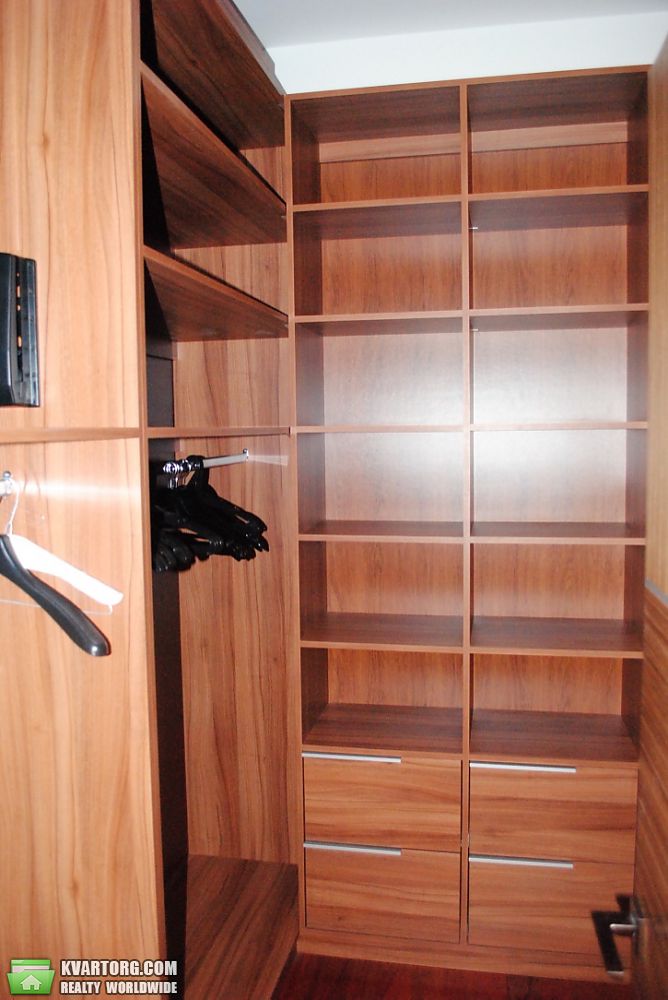 Sell 1-room apartment. Киев,  Драгомирова — photo 1