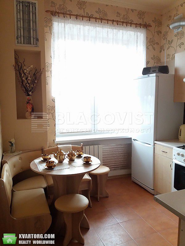 Rent out 2-room apartment. Киев,  Немировича-Данченка — photo 5