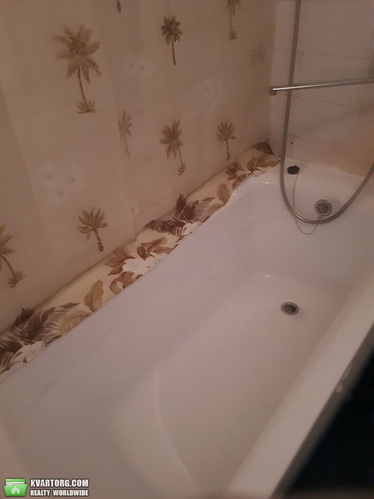 Rent out 2-room apartment. Киев,  Борщаговская — photo 9