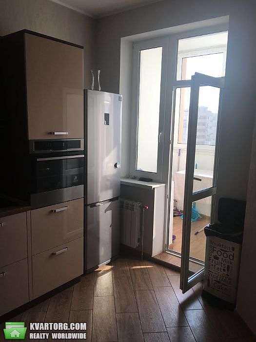 Sell 3-room apartment. Киев,  Красноткацкая — photo 2