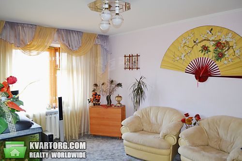 Sell 3-room apartment. Днепропетровск, Тополь 3 — photo 1