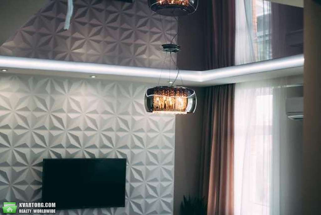 Rent out 2-room apartment. Киев,  Леси Украинки бул — photo 8