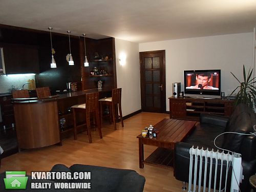Rent out 3-room apartment. Днепропетровск, Победа 5 — photo 1