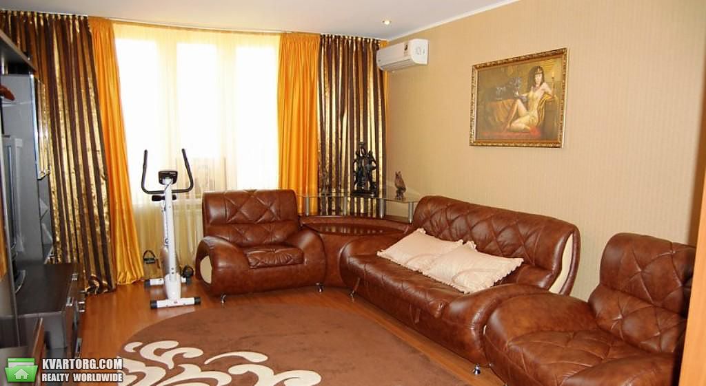 Rent out 2-room apartment. Киев, Нежинская — photo 2