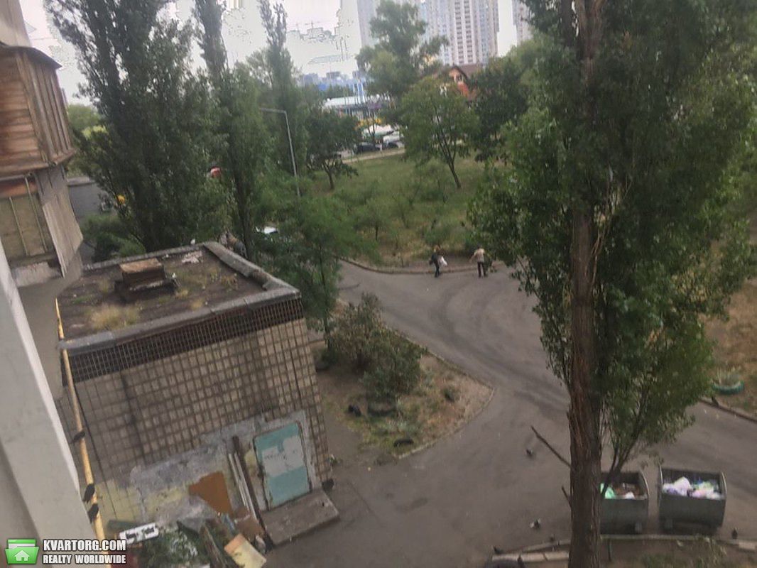 Sell 2-room apartment. Киев,  Бучмы — photo 2