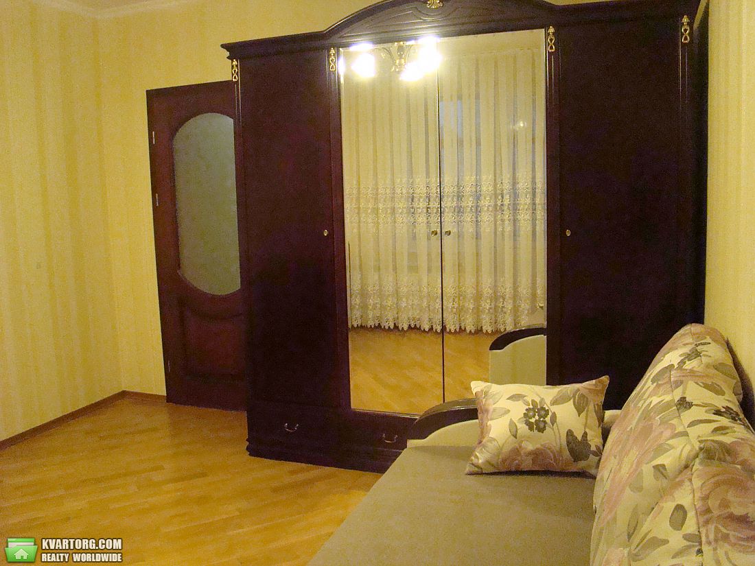 Sell 3-room apartment. Киев,  Ирпенская — photo 5