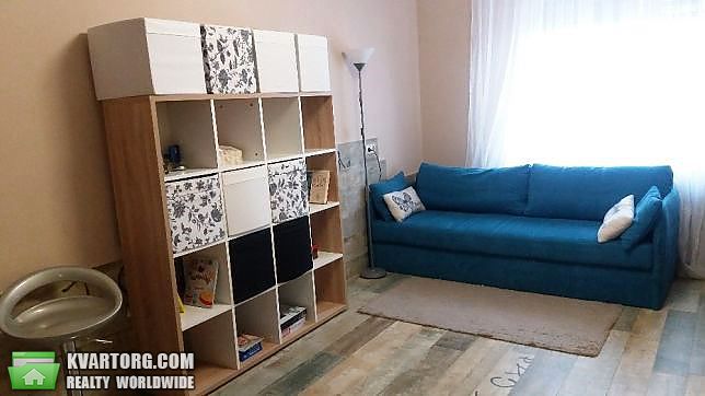 Sell 1-room apartment. Киев,  Эрнста — photo 1