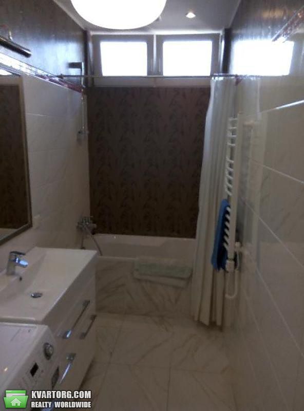 Rent out 3-room apartment. Киев,  Гончара — photo 5
