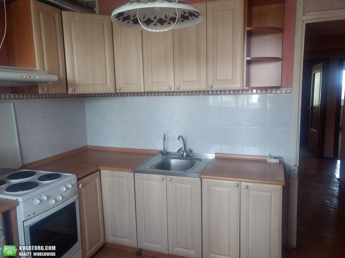 Sell 3-room apartment. Киев,  Ватутина пр — photo 1