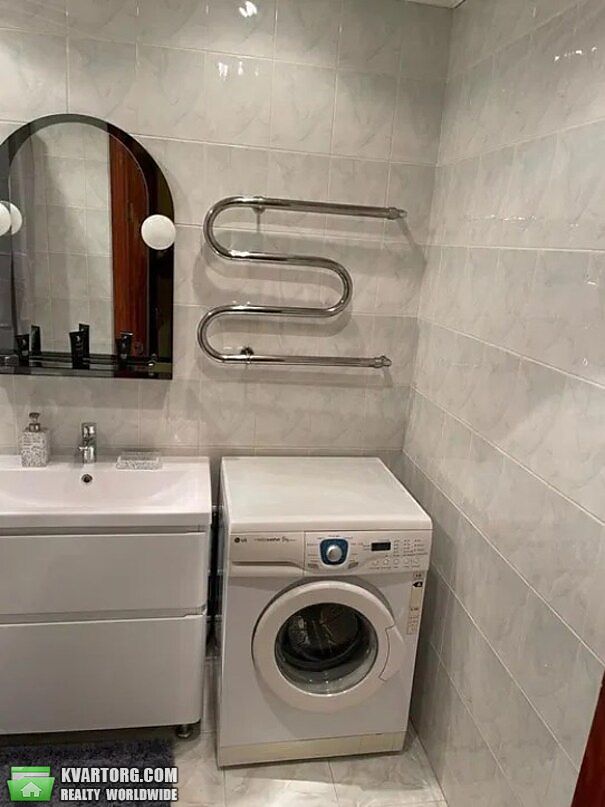 Rent out 1-room apartment. Киев,  Кловский спуск — photo 4