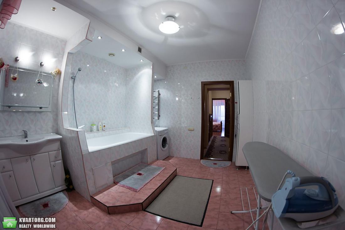 Sell 4-room apartment. Киев,  Драгомирова — photo 7